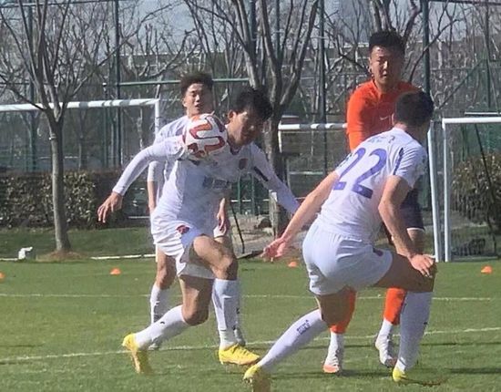 未满十八岁禁止入内的网站