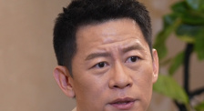 偷渡而来的美女