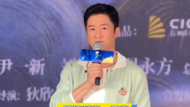 摸胸在线a