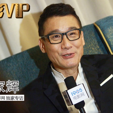 爱健身的小姐姐